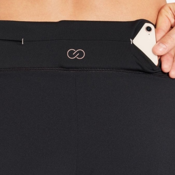 Calia Carrie Underwood Anywhere Petal Hem Shorts - Picture 4 of 7